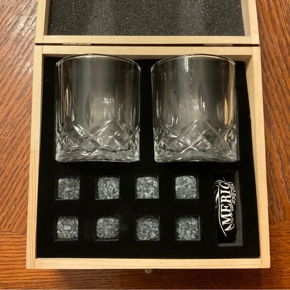 🥃Amerigo “Make It Special” Whiskey Glasses & Stone Ice Cubes Wooden Box Set! - Picture 8 of 14